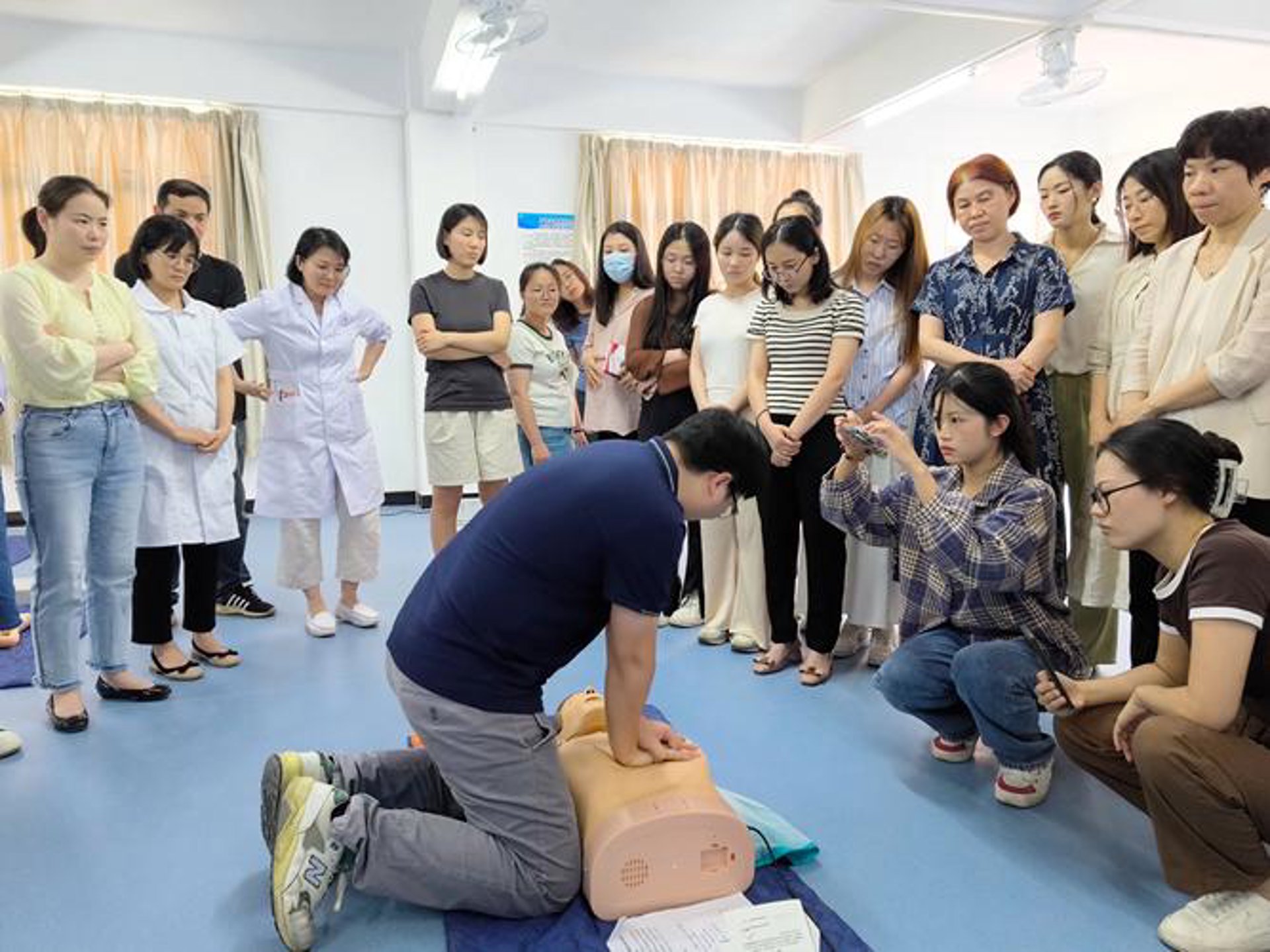 九诺教学仪器